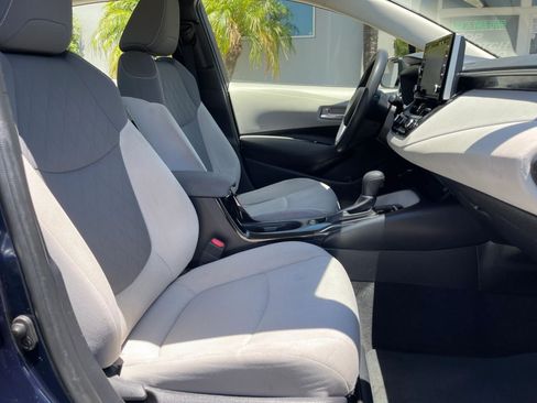 Used 2021 Toyota Corolla LE FWD image 21
