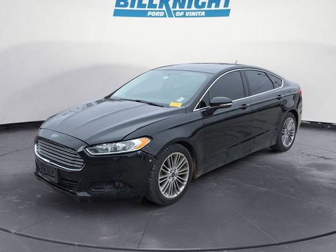 Used 2015 Ford Fusion SE w/ Equipment Group 202A image 1