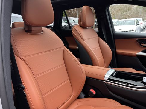 New 2026 Mercedes-Benz GLC 300 4MATIC image 46