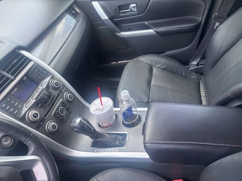 Used 2014 Ford Edge SEL w/ Equipment Group 204A FWD image 4