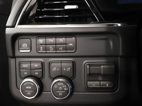New 2026 Chevrolet Tahoe RST w/ RST Capability Package AWD/4WD image 19