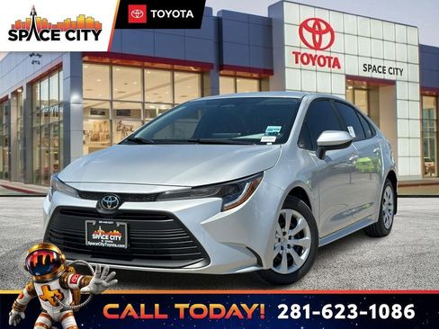 New 2026 Toyota Corolla LE FWD image 1