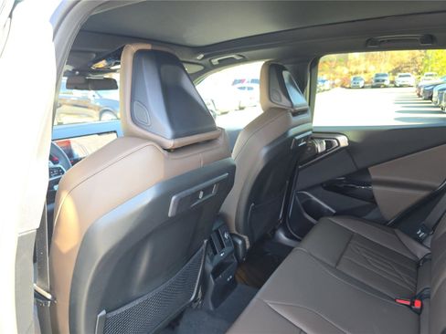 New 2026 BMW X3 M50 w/ Premium Package image 18