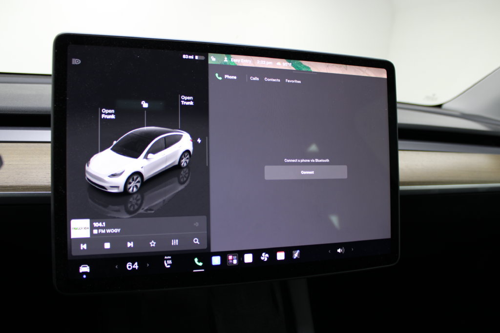 Used 2023 Tesla Model Y Long Range AWD/4WD image 41