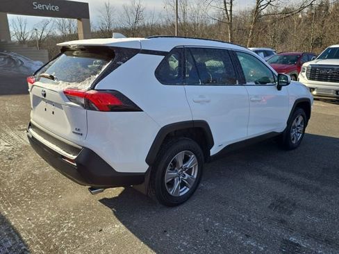 Used 2024 Toyota RAV4 LE image 5