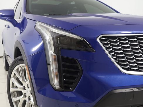 Used 2021 Cadillac XT4 Premium Luxury w/ LPO, Radiant Package AWD/4WD image 41
