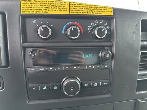 Used 2017 Chevrolet Express 3500 image 11