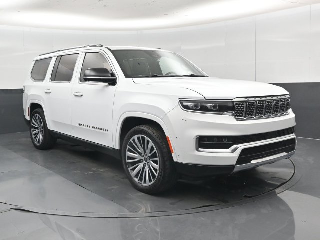Used 2023 Jeep Grand Wagoneer Series III AWD/4WD image 35