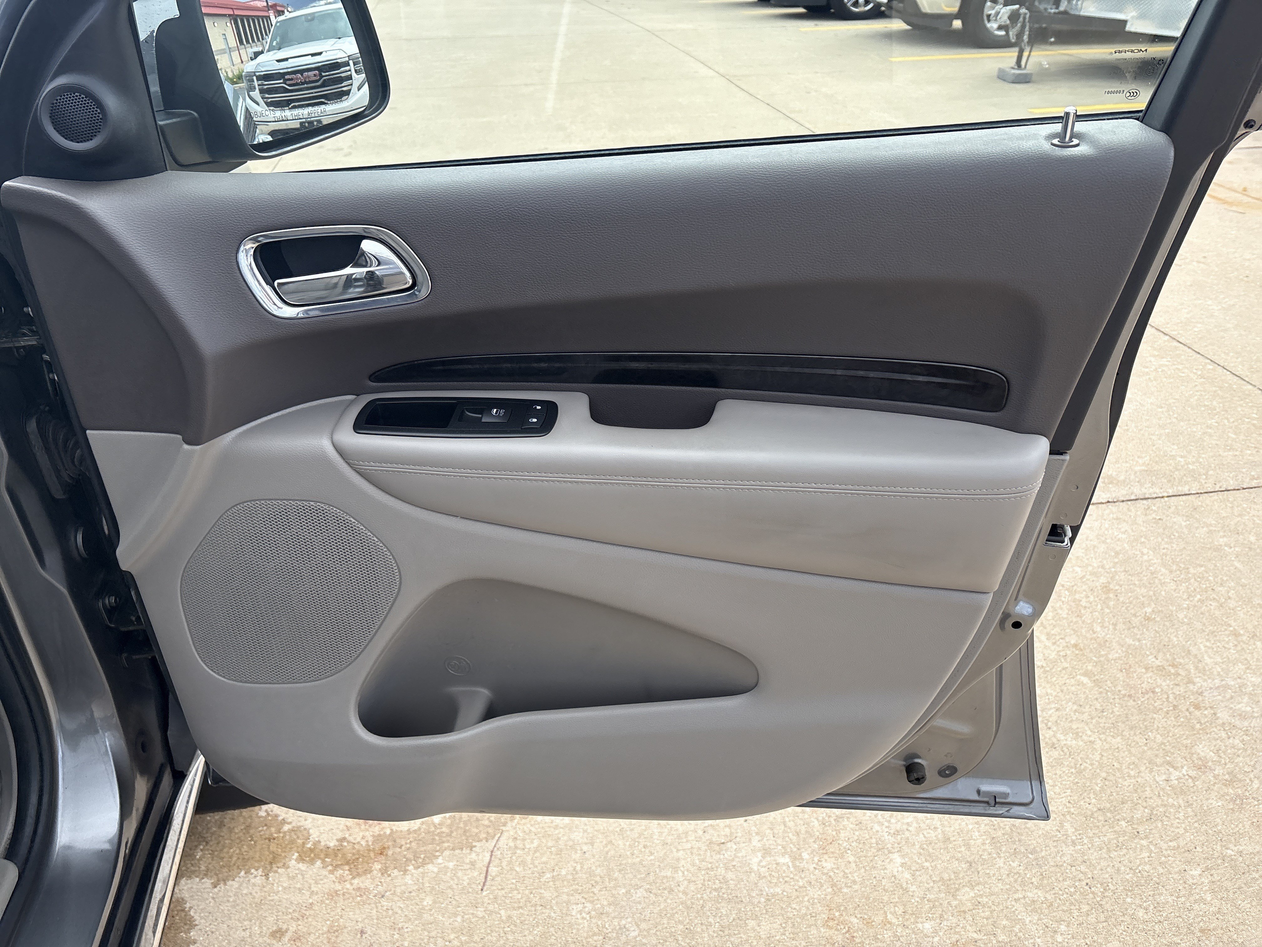 Used 2011 Dodge Durango Crew AWD/4WD image 23