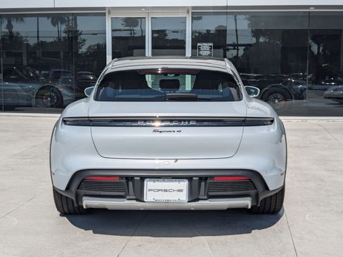 New 2025 Porsche Taycan 4 Cross Turismo AWD/4WD image 10