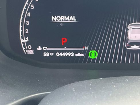 Used 2023 Acura MDX SH-AWD w/ Technology Package image 42