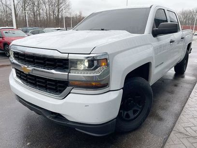 Used 2018 Chevrolet Silverado 1500 W/T w/ Trailering Package