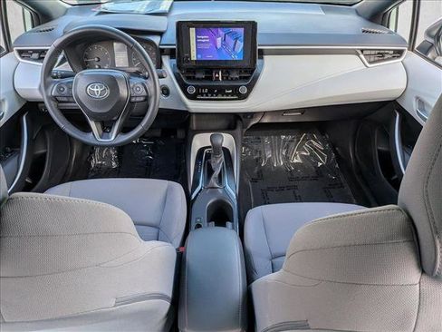 Used 2024 Toyota Corolla SE image 17