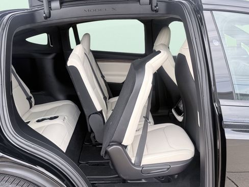 Used 2022 Tesla Model X AWD/4WD image 53