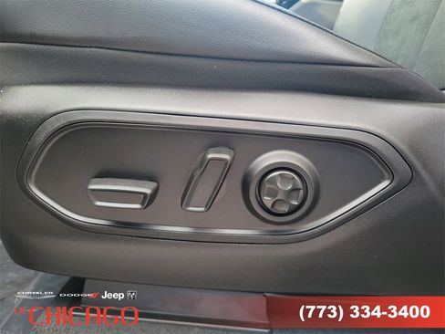 New 2026 Jeep Grand Cherokee Altitude image 21