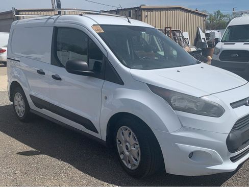 Used 2014 Ford Transit Connect XLT image 2