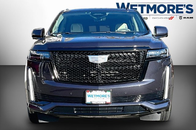Used 2024 Cadillac Escalade Sport Platinum w/ LPO, ONYX Package AWD/4WD image 2