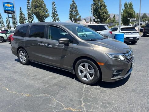 Used 2019 Honda Odyssey EX image 2
