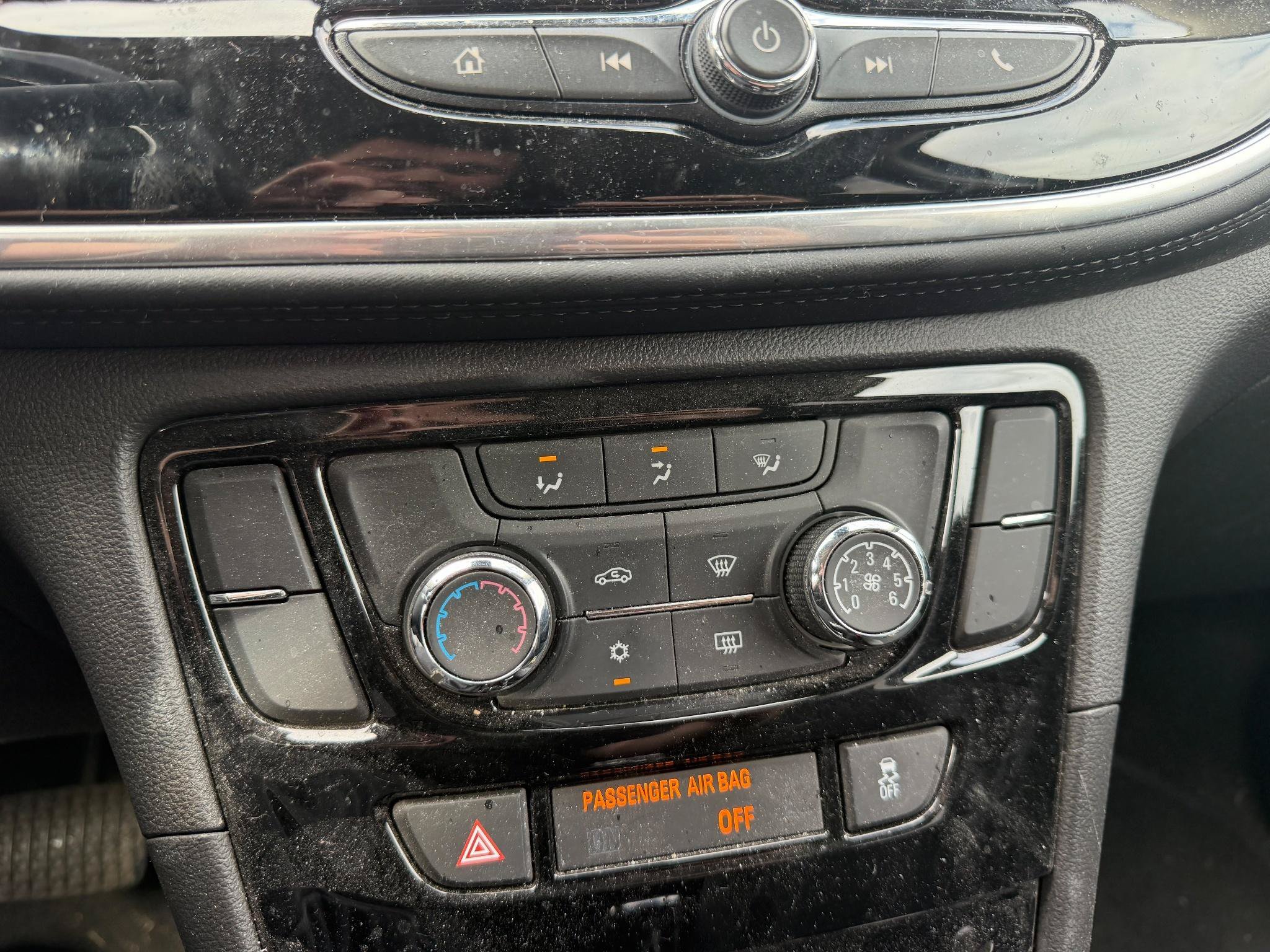 Used 2022 Buick Encore Preferred w/ Safety Package AWD/4WD image 6