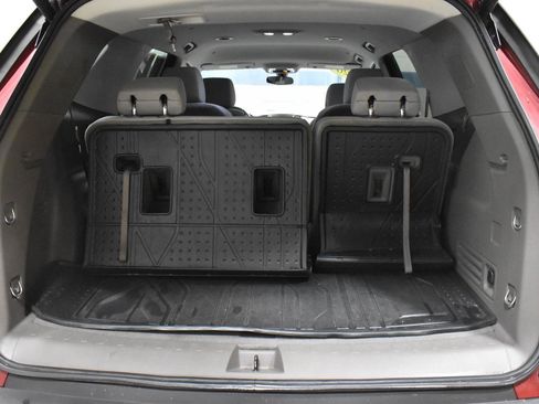 Used 2020 Chevrolet Traverse LT w/ LPO, Floor Liner Package image 30