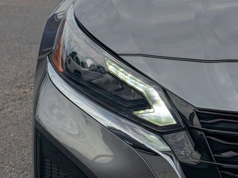 Certified 2025 Nissan Altima 2.5 S image 9