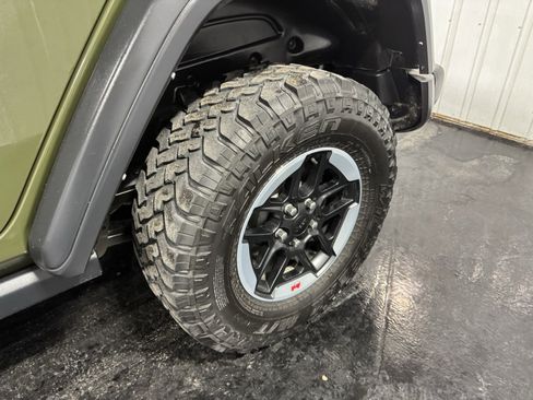 Used 2022 Jeep Wrangler Unlimited Rubicon w/ Steel Bumper Group image 11