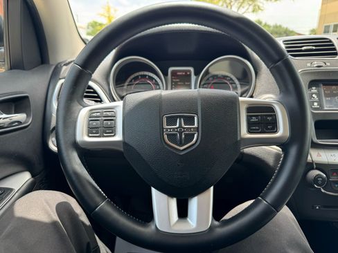 Used 2014 Dodge Journey American Value Package w/ Flexible Seating Group FWD image 10