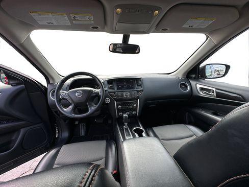 Used 2020 Nissan Pathfinder SV w/ Rock Creek Edition image 12