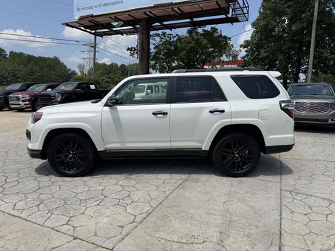 Used 2019 Toyota 4Runner Limited AWD/4WD image 10