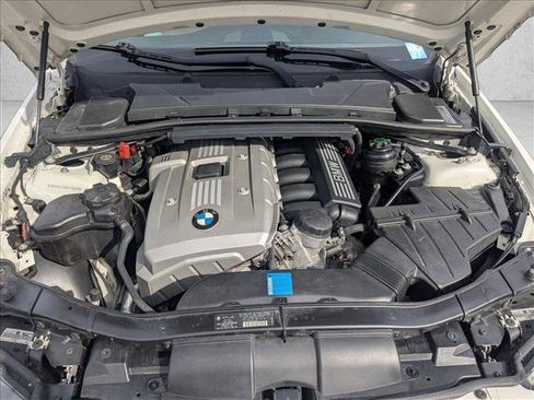 Used 2006 BMW 325i Sedan image 22