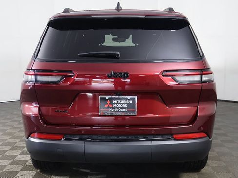 Used 2023 Jeep Grand Cherokee L Laredo AWD/4WD image 13