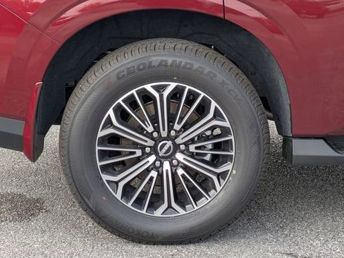 New 2026 Nissan Armada Platinum image 12