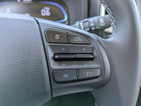 New 2025 Hyundai Venue SEL image 19