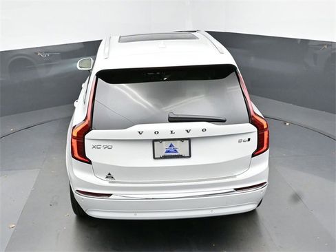 New 2026 Volvo XC90 B6 Ultra image 49