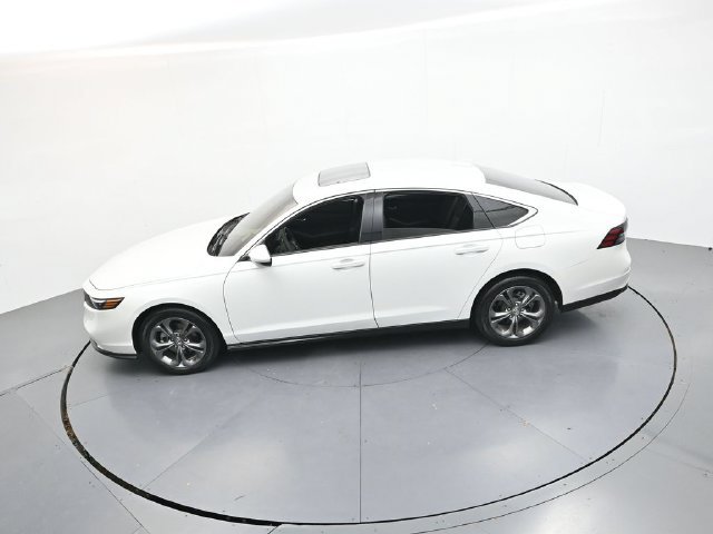 Used 2023 Honda Accord EX image 38