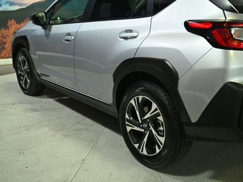 Used 2025 Subaru Crosstrek 2.5i Premium w/ Crosstrek Mirror Package image 8