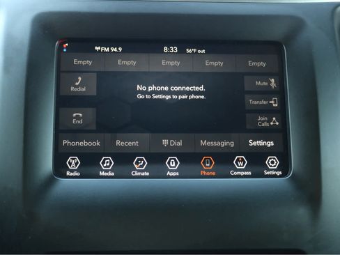 Used 2020 Jeep Cherokee Latitude AWD/4WD image 16