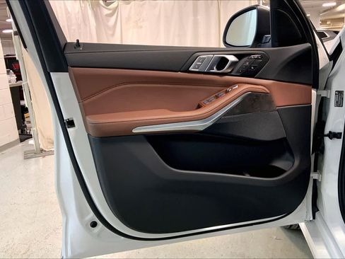 New 2026 BMW X7 xDrive40i image 10