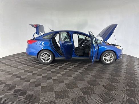Used 2018 Ford Focus SE image 16