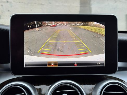 Used 2016 Mercedes-Benz C 300 4MATIC Sedan image 21