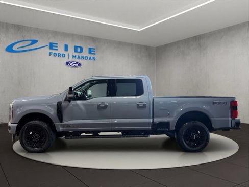New 2026 Ford F250 Lariat w/ Black Appearance Package AWD/4WD image 11