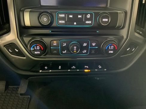 Used 2018 Chevrolet Silverado 1500 LT w/ All Star Edition AWD/4WD image 22
