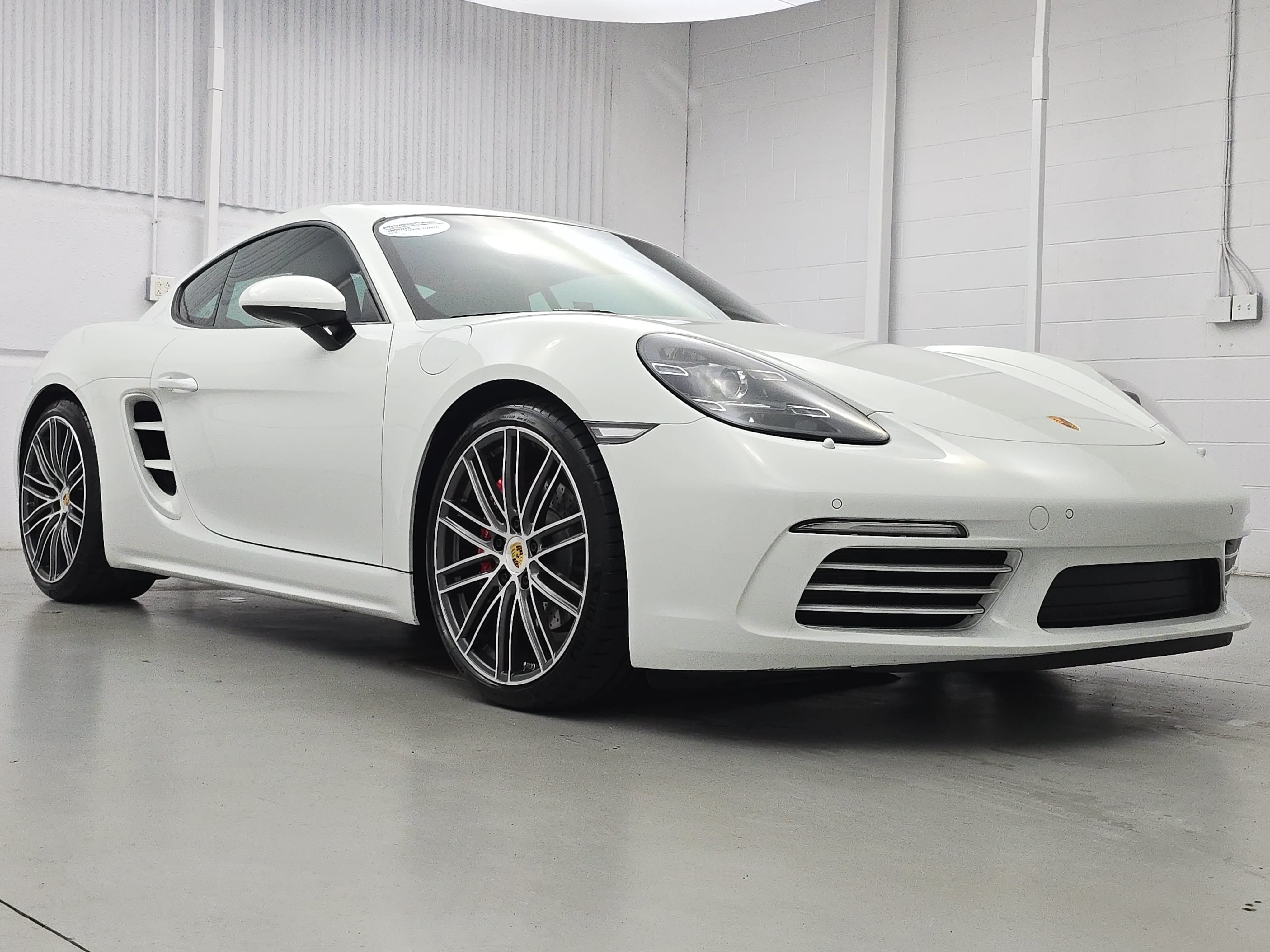Certified 2025 Porsche 718 Cayman S RWD image 9