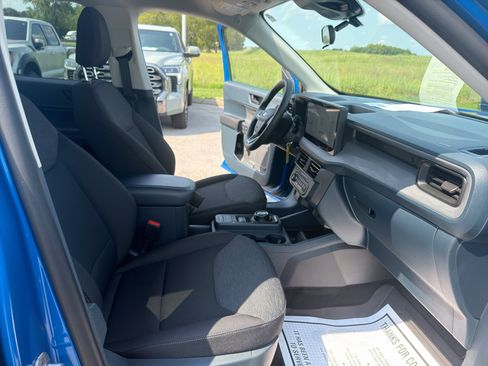 Certified 2025 Ford Maverick XL FWD image 18