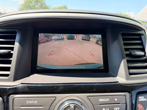 Used 2016 Nissan Pathfinder SV w/ Trailer Tow Package AWD/4WD image 21