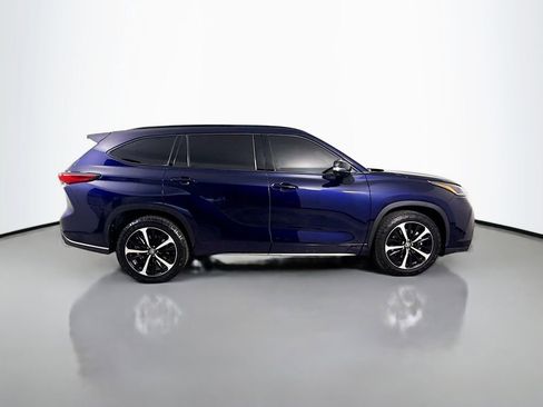 Used 2022 Toyota Highlander XSE image 31