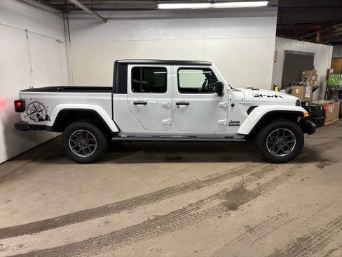 Used 2021 Jeep Gladiator Sport w/ Quick Order Package 24Q 80Th image 4