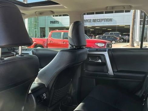 Used 2021 Toyota 4Runner Limited AWD/4WD image 20