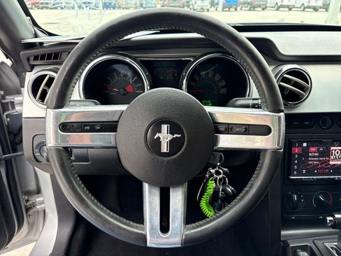 Used 2006 Ford Mustang GT image 17