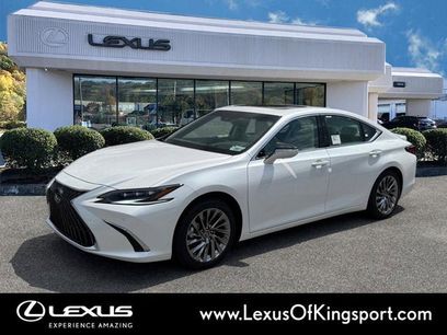 New 2025 Lexus ES 300h Ultra Luxury